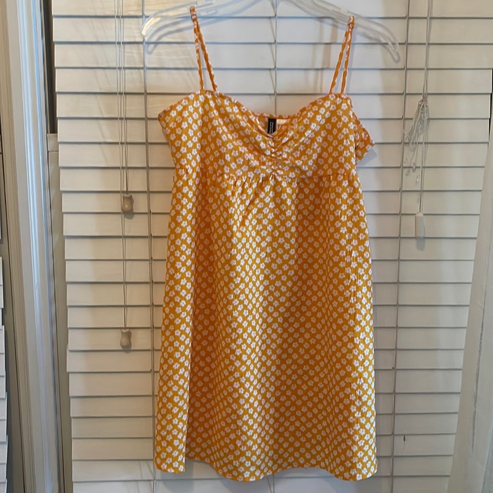 H&M cute floral dress